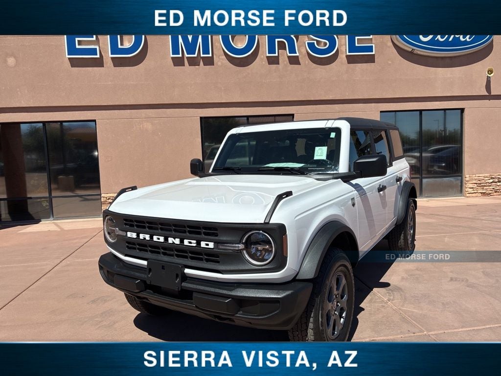 2025 Ford Bronco Big Bend in Oxford White — front three-quarter view