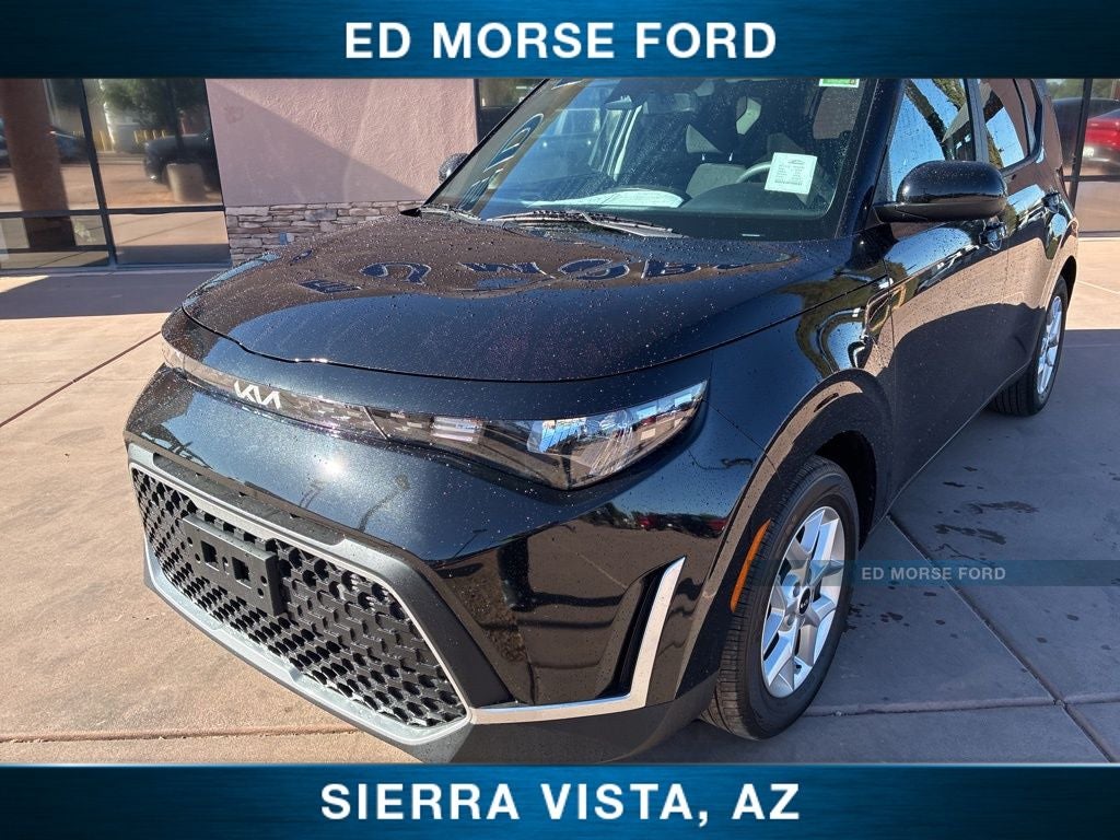 2025 Kia Soul — side profile view